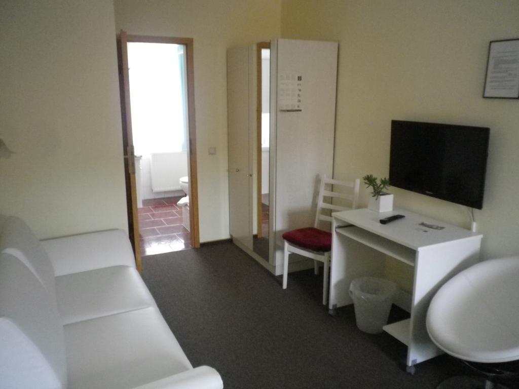 Hotel An Der Kapelle Meiningen Szoba fotó