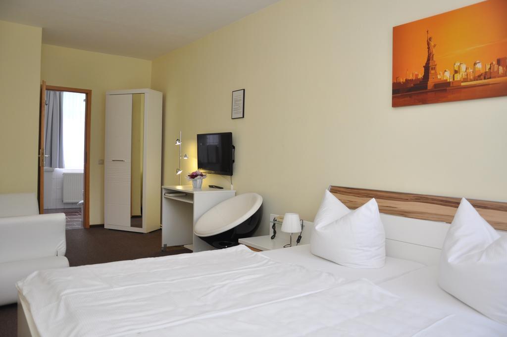 Hotel An Der Kapelle Meiningen Kültér fotó