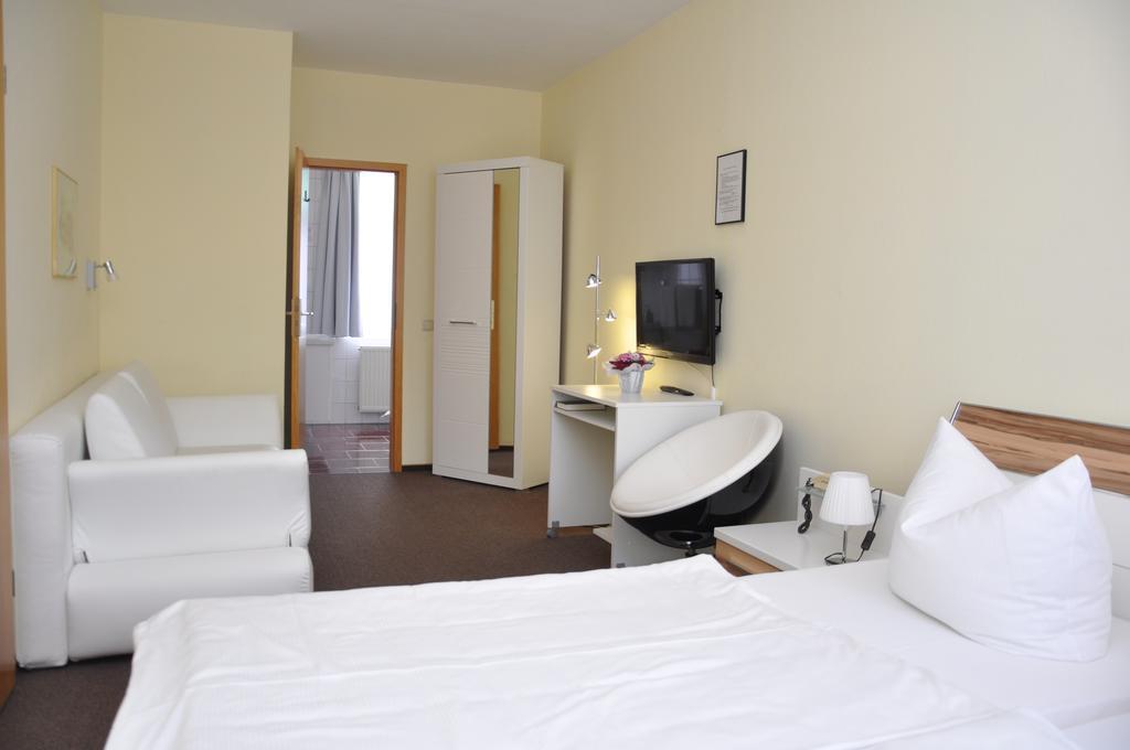 Hotel An Der Kapelle Meiningen Kültér fotó